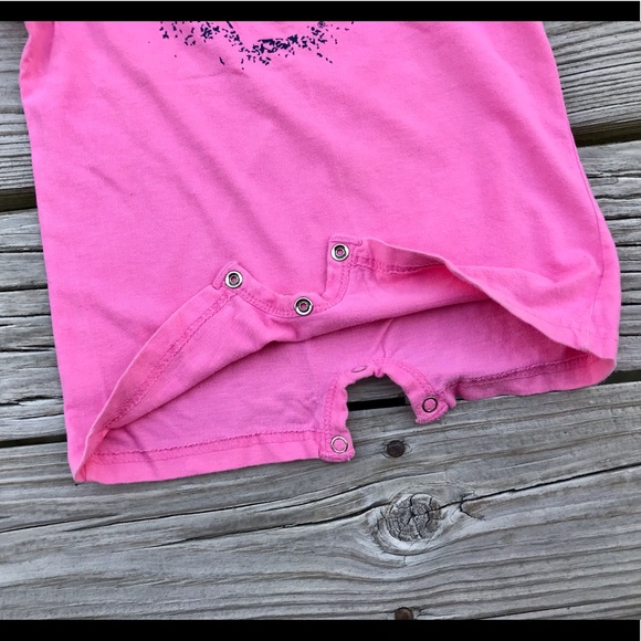 Baby Girls WRV Logo Graphic Tshirt Romper Onepiece Outfit Rare Find 18 24 Months - Picture 5 of 8